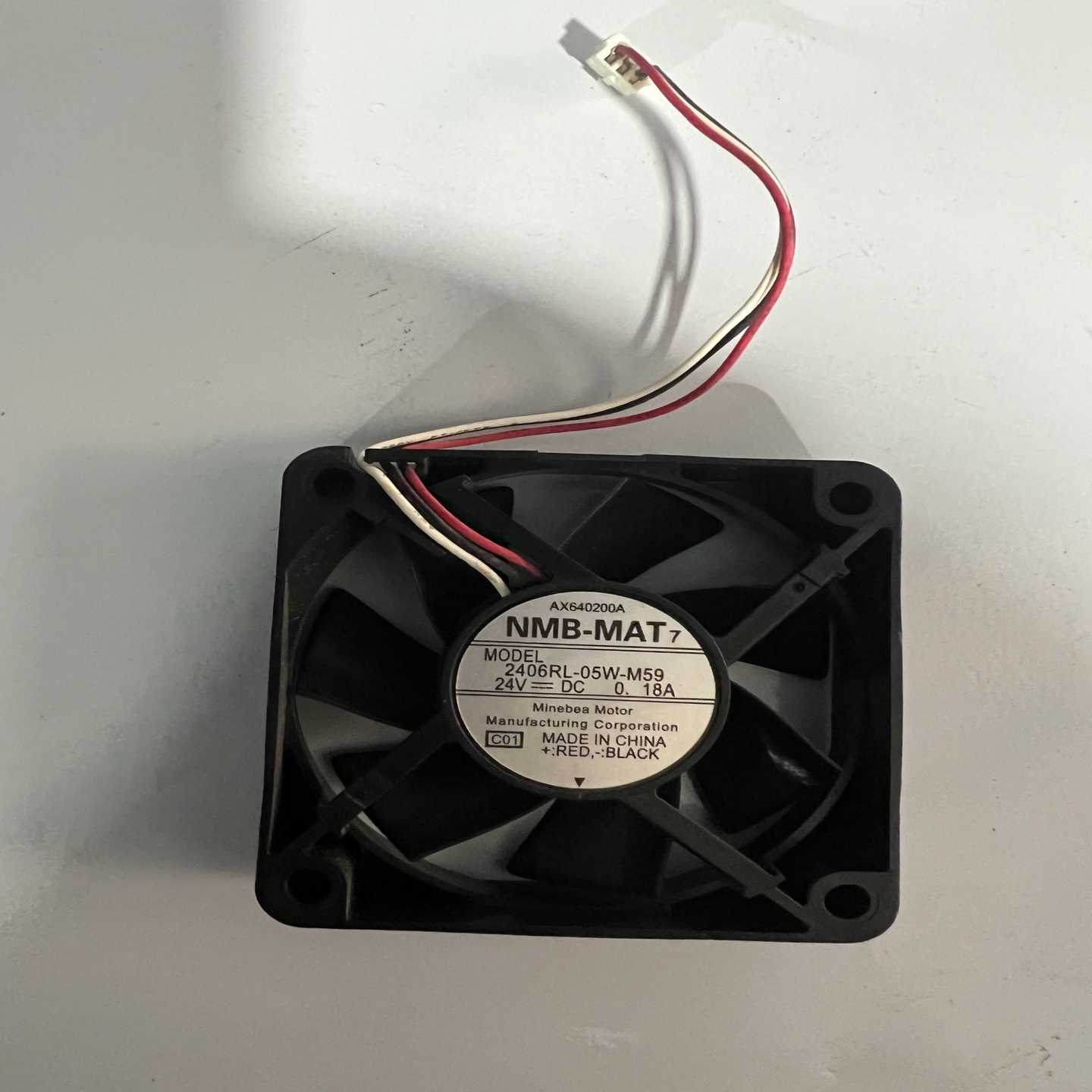 数个2406RL-05W-M59 NMB 601~询价