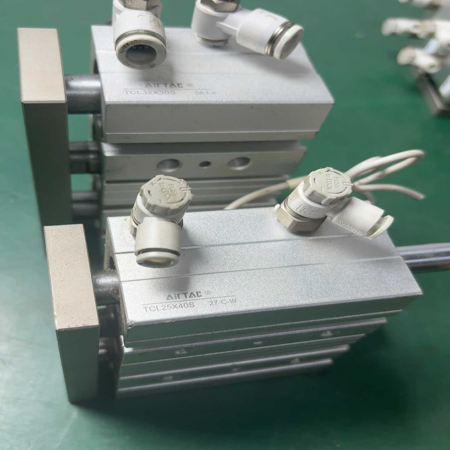 议价台湾亚德客三杆气缸现货e/维修