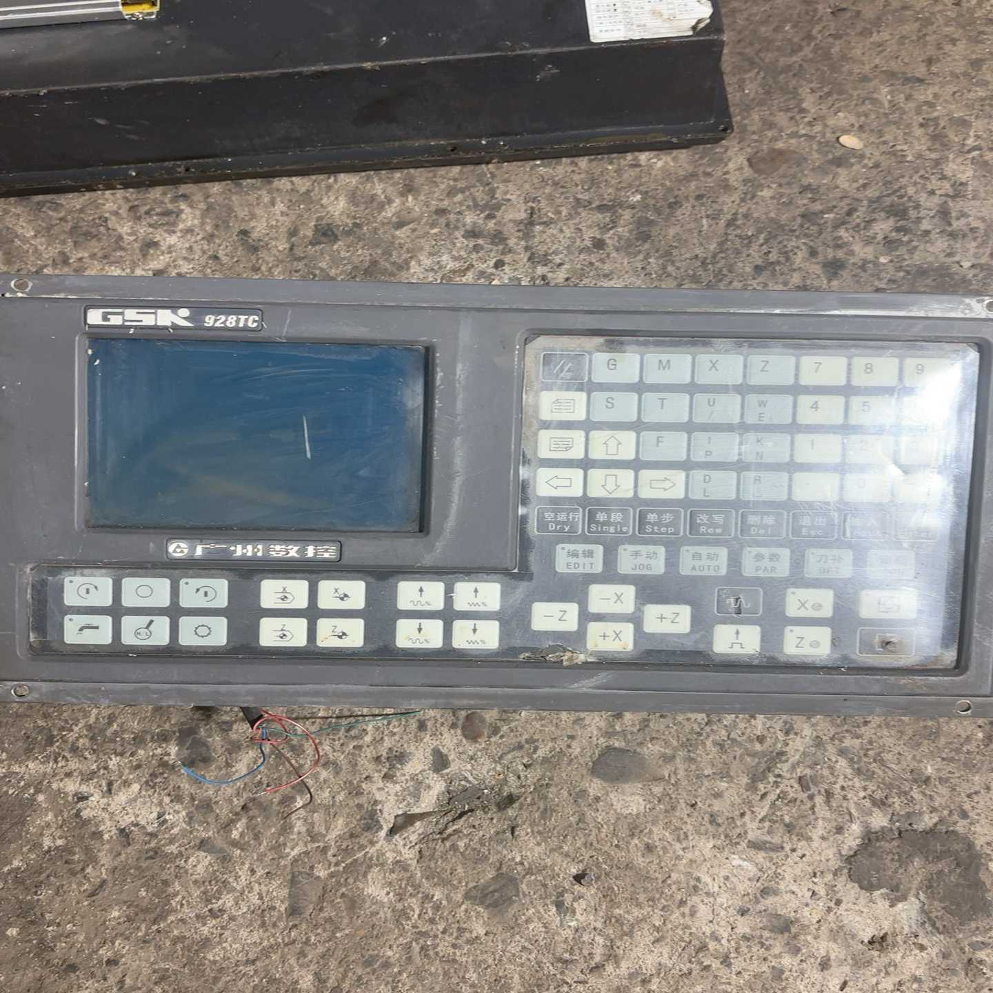 询价广数GSK928TC数控系统，实物如图，没有清理，二手物品一