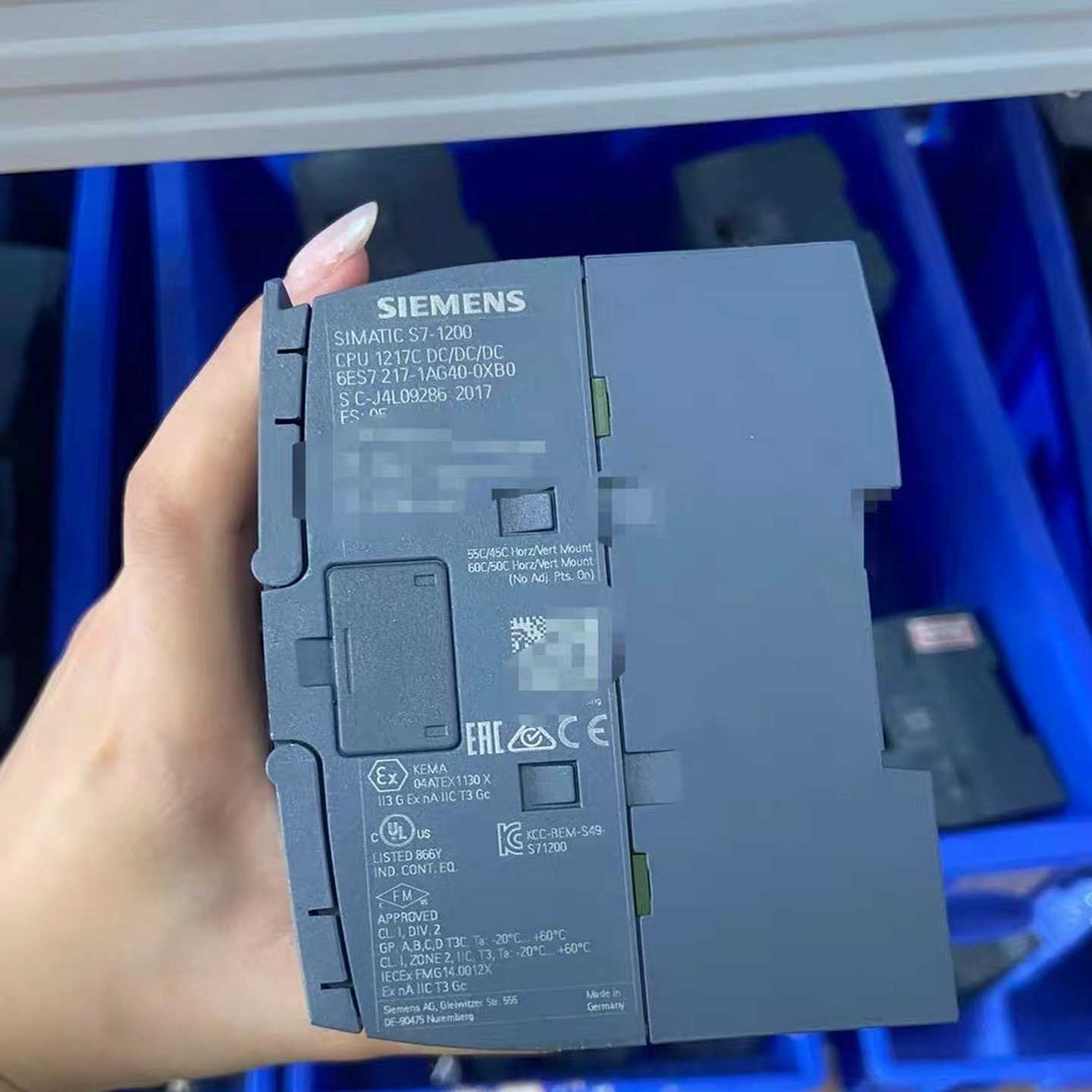 6ES7217-1AG40-0XB0成色漂亮功能完好少量现--议价商品