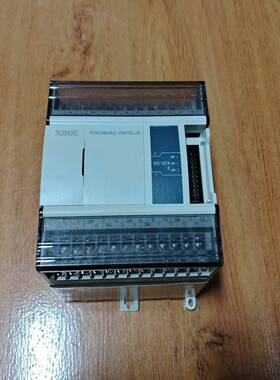 信捷PLCXD5-32T4-E，功能正常，成色为实图询价