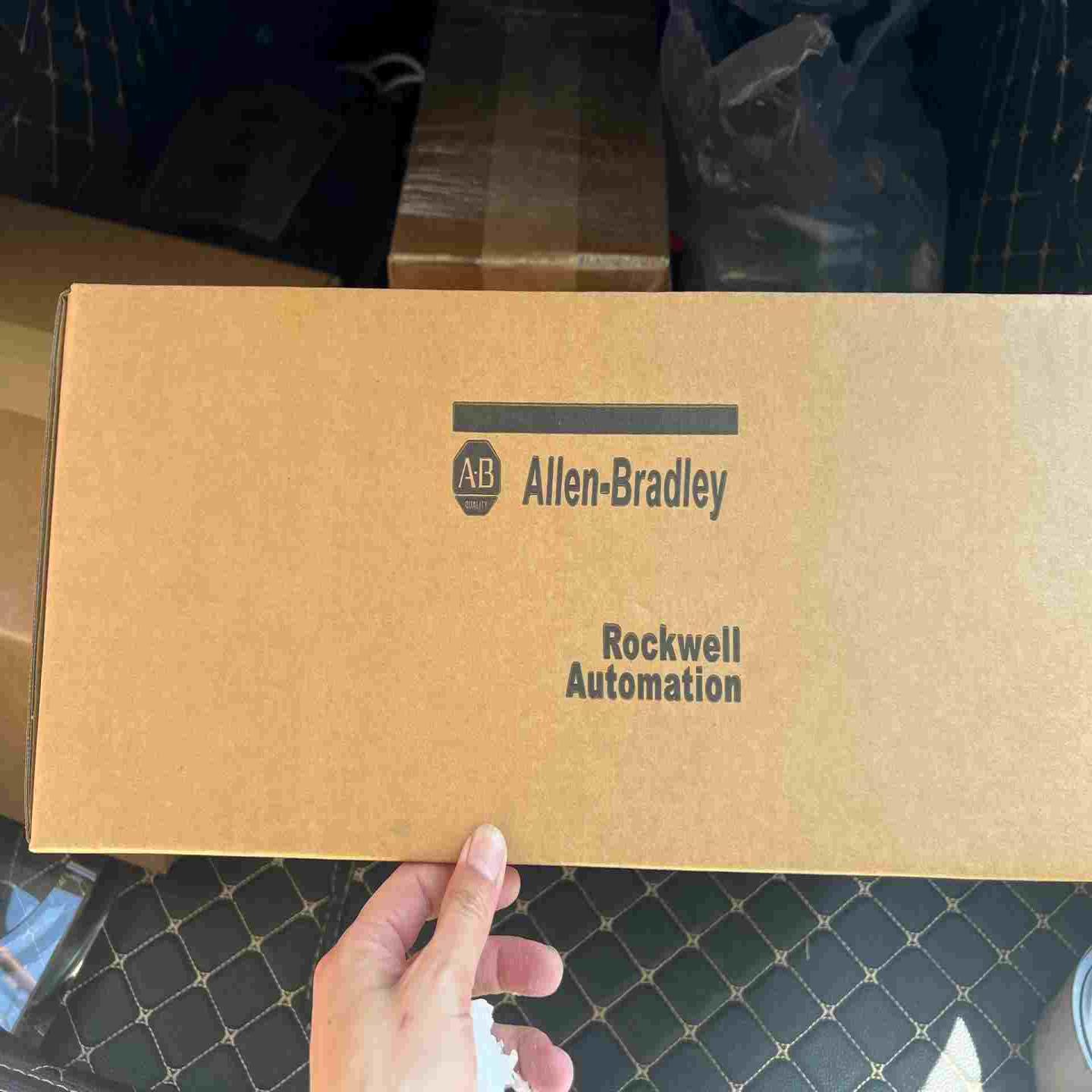 【议价】2711P-T10C4D8