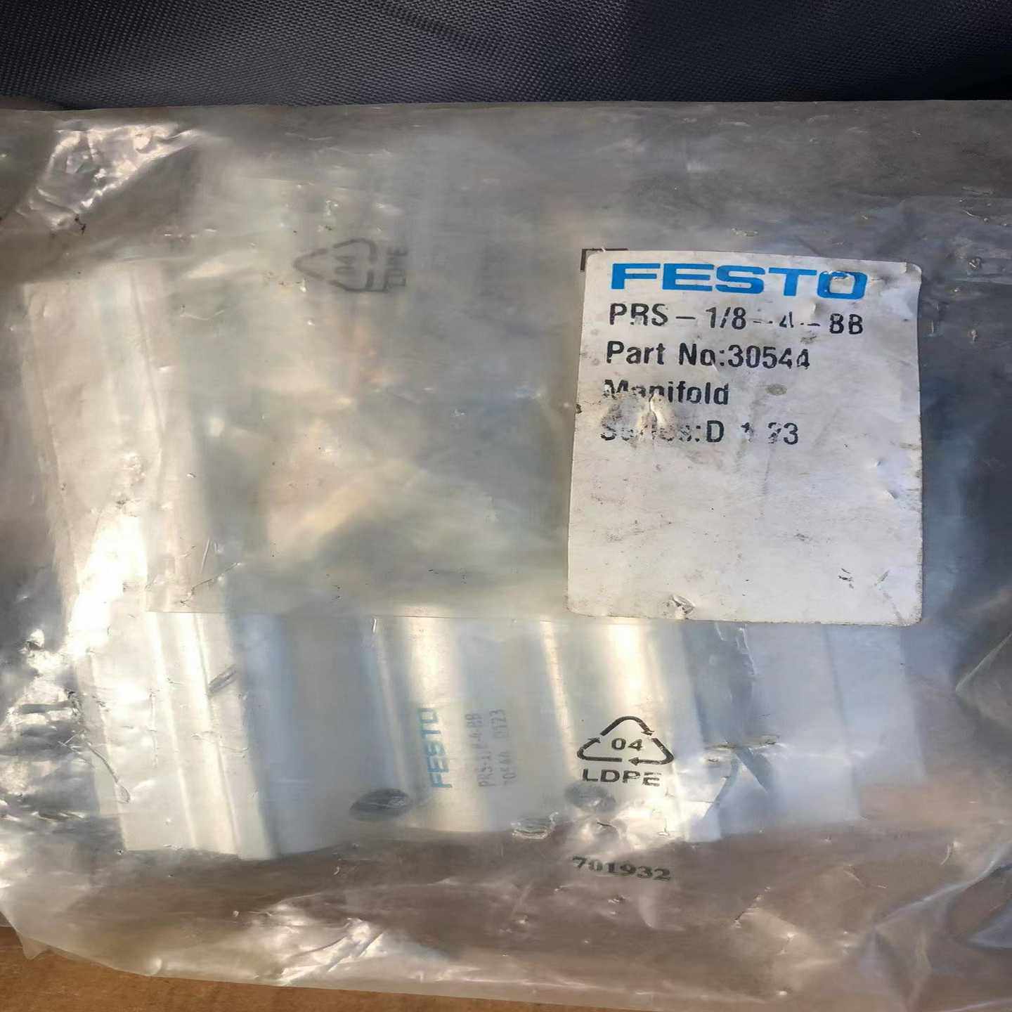 abb塑壳断路器t2n160，3p32a~询价