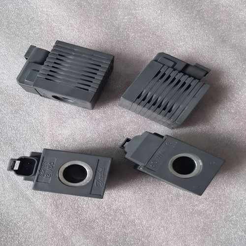 丹佛斯电磁阀比例线圈322183，12VDC，，询价