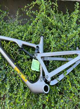 美国大名DIAMONDBACK29寸碳纤维山地软尾整车林--议价商品