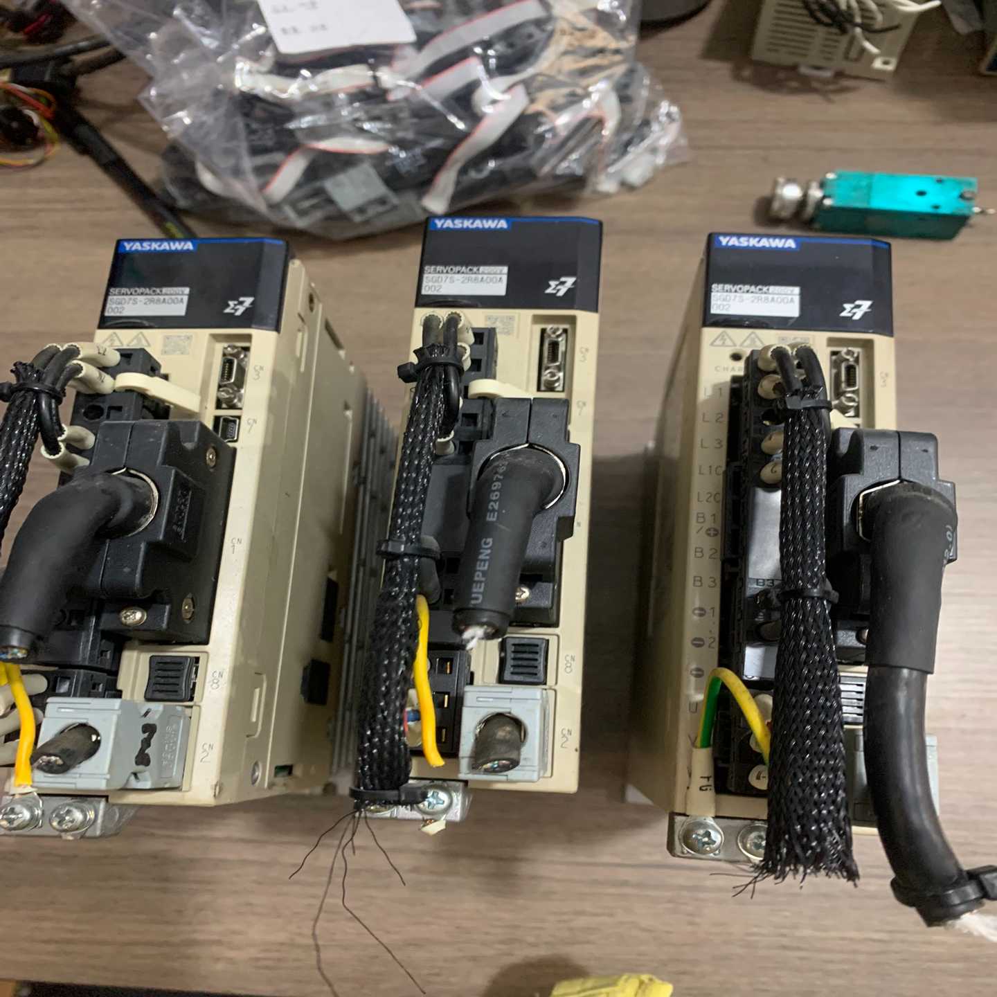 安川伺服器SGD7S-2R8A00A0023台询价