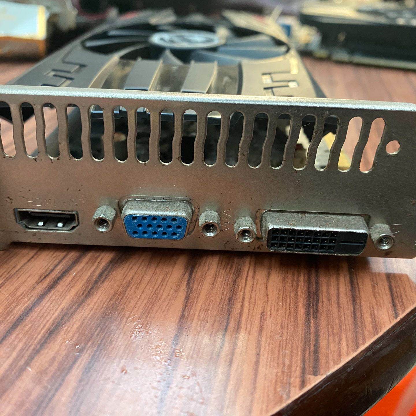 议价七彩虹GT630k灵动鲨1GD3成色如下售议价