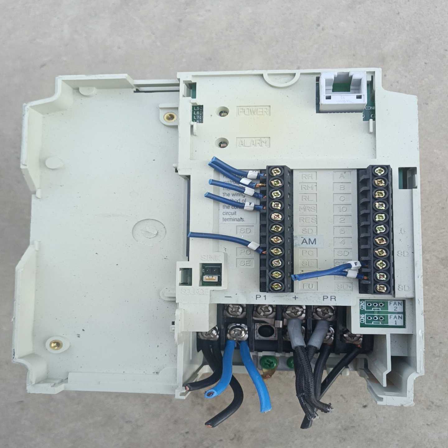 拆机三菱变频器，型号:FR-E520S-04K-EC--议价商品