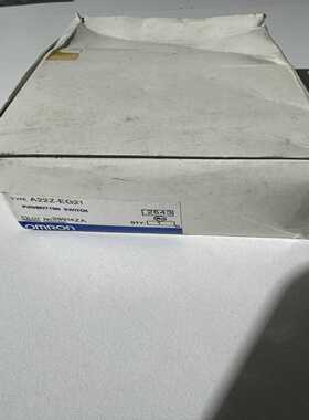 全新原装欧姆龙A22Z-EG21按钮开关，带黄色保护圈。型号-询价客服