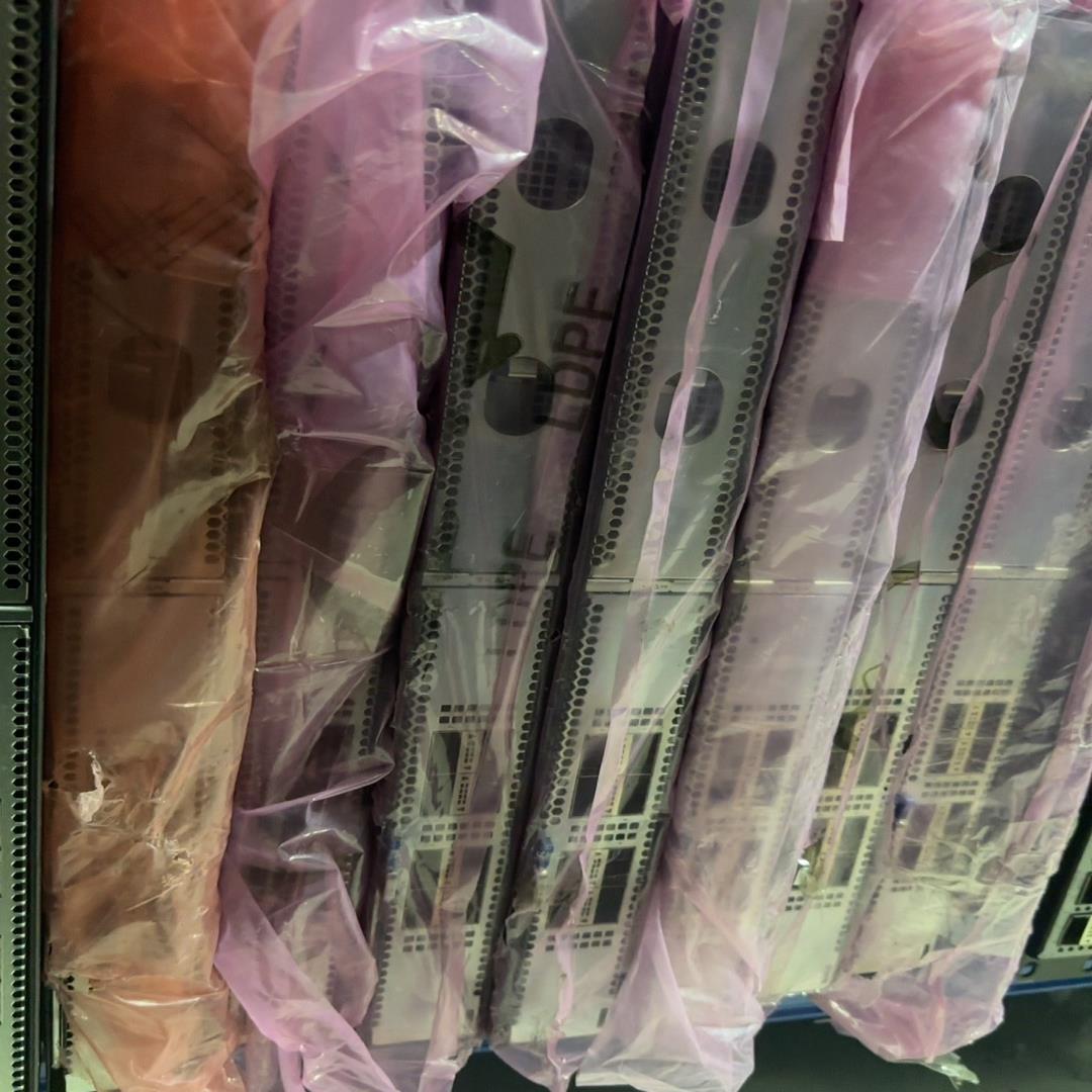 【议价】LSWM18QC8口40G卡HPS6800-2C等