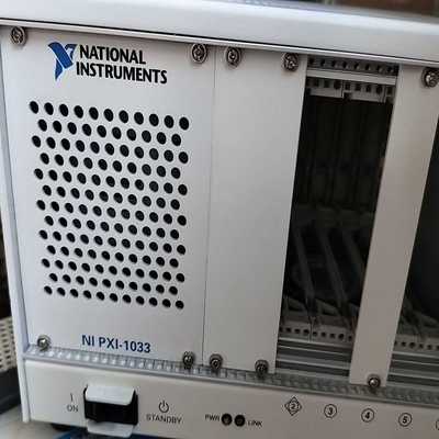 NIPXI-1033，机箱，成色很好。需要！