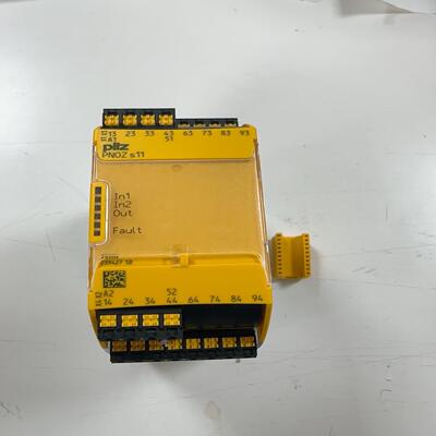 询价~皮尔兹751111   裸机成色  透明壳  21年  实物