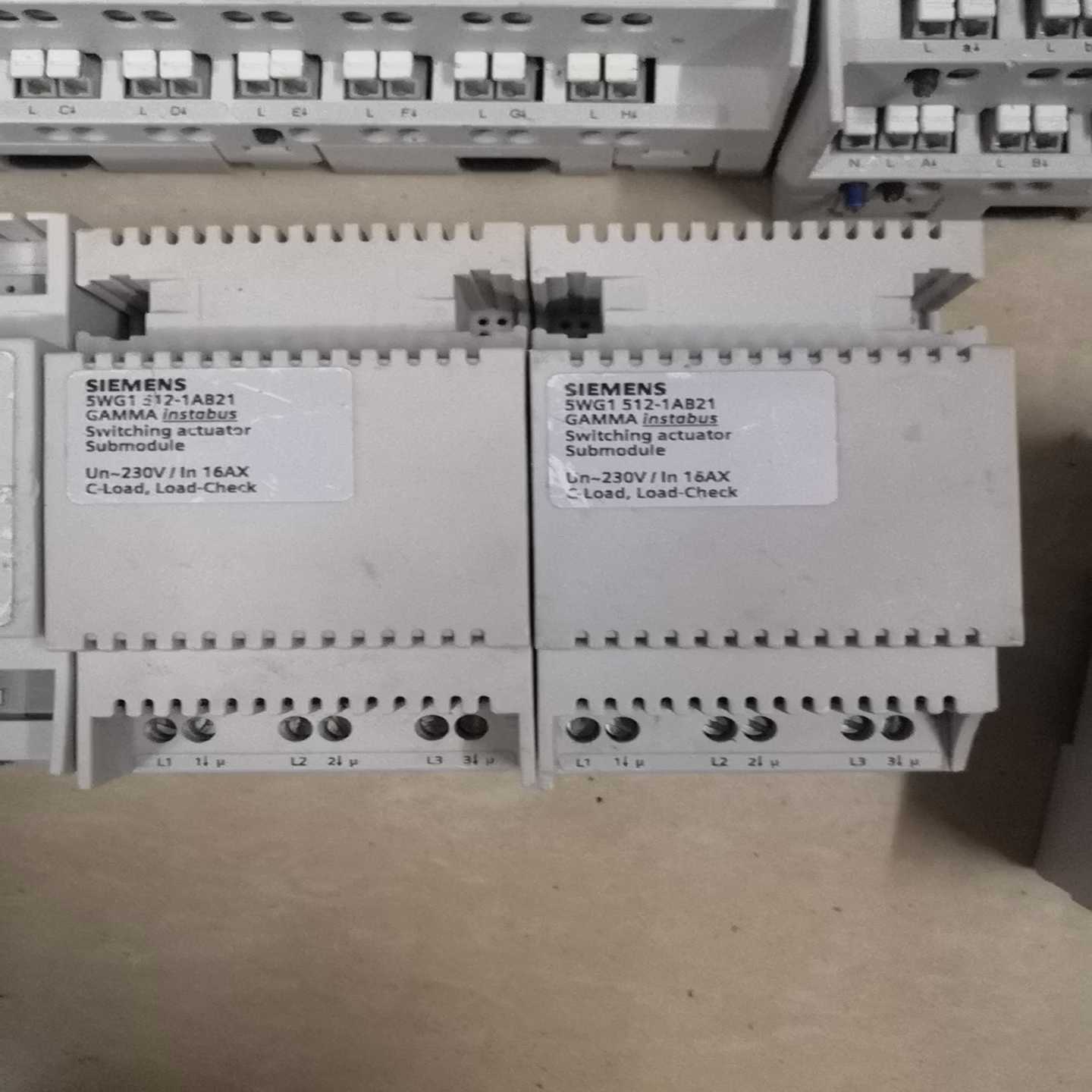 5WG1512-1AB21KNXEIB开关执行模块询价