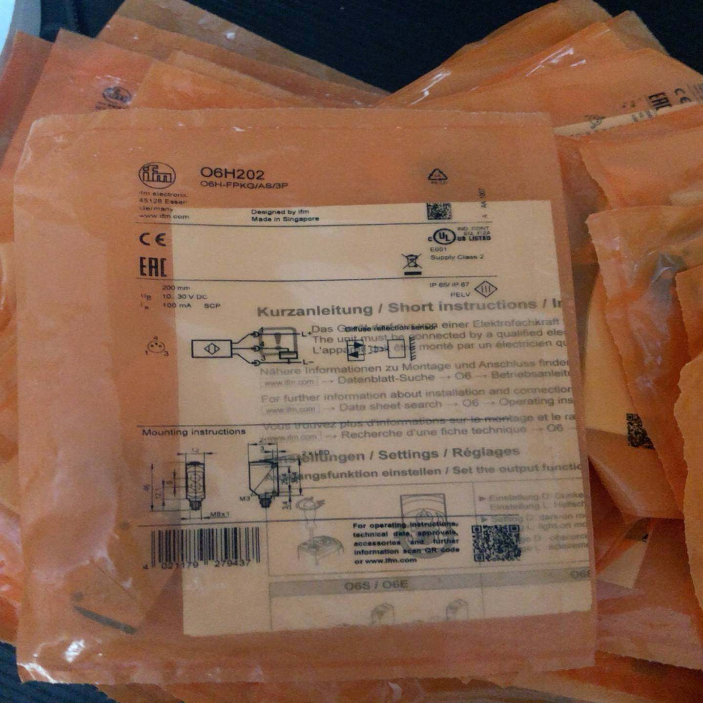 全新原装O6H202易福门IFM漫反射光电开关传感器06H2{议价}