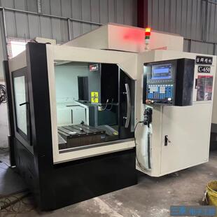 开 台群650雕铣机一台 值 安川7系 议价 新代21MA系统