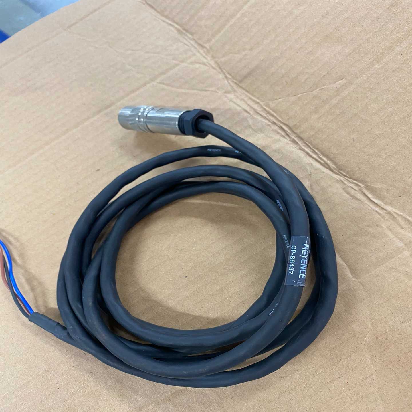 【议价】基恩士SR-5000系列电源线，OP-88437适用