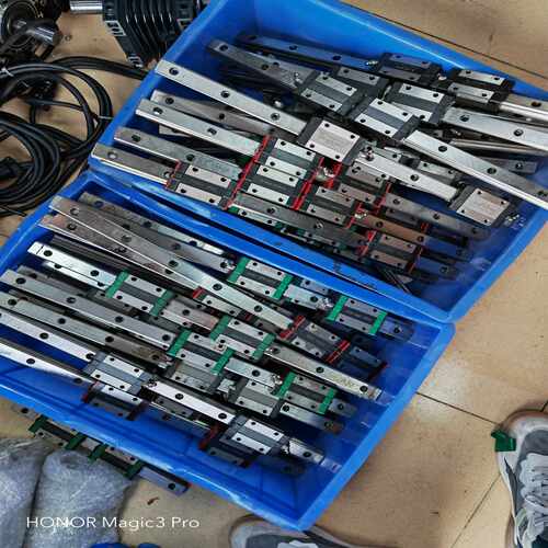 上银导轨，型号EG20，40条，，有意私价…~询价