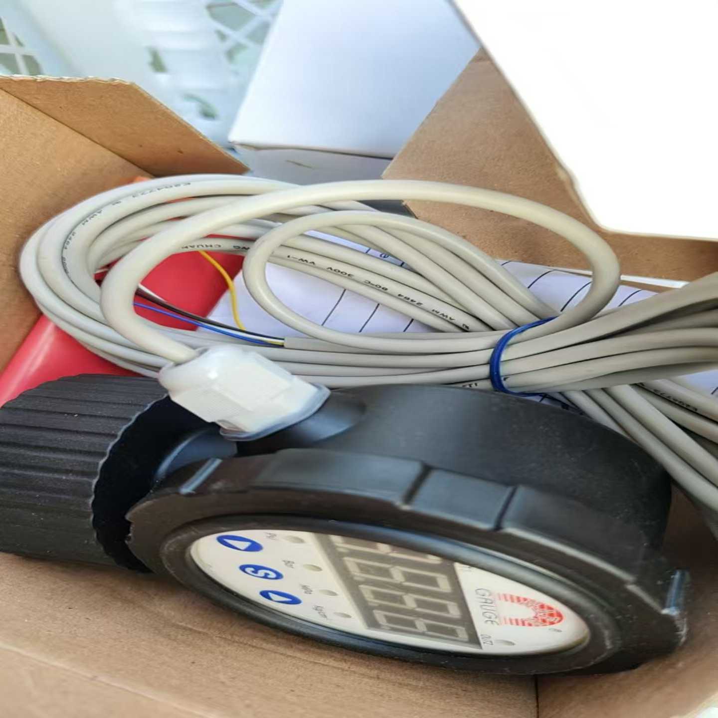 全新台湾华记数显压力表，SS-M19V4-20mA.通讯-议价