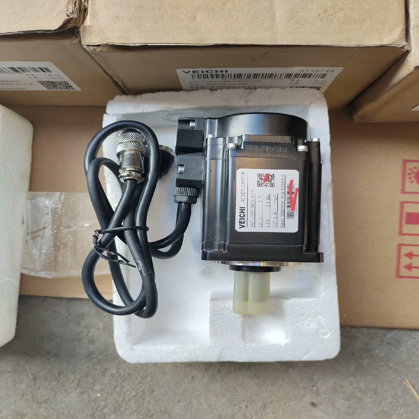 伟创伺服电机VM7-L06A-R4030-K1M，0.4KW询价