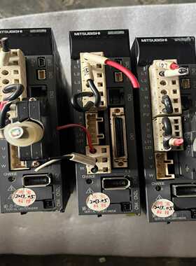 三菱伺服驱动mrj340a三台，有一台有磕碰，实物图拍摄-议价