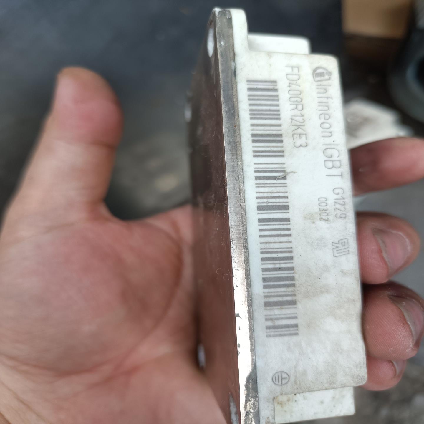 【请询价】英飞凌IGBT模块FD400R12KE3原装拆机实物拍摄