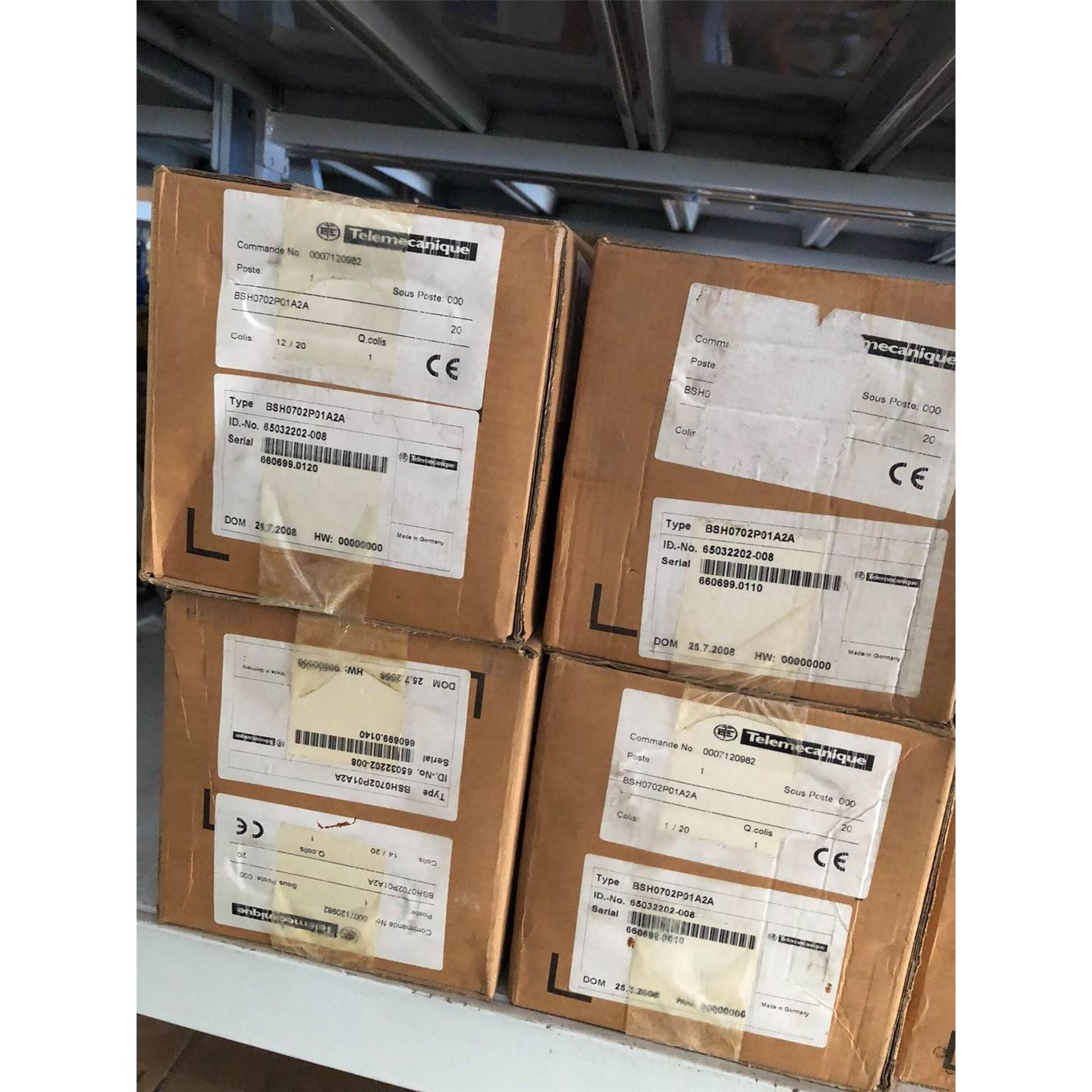 电机BSH0702P01A2A 带包装