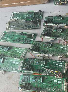 开利螺杆机主控制板CEPL130403-10132(亚飞商行）