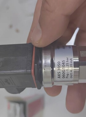 议价丹佛斯Danfoss压力感测器 AKS3050 060G1045