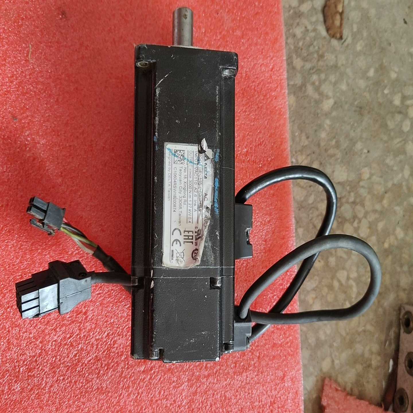 台达伺服电机ECMA-C10604RS、400W~询价