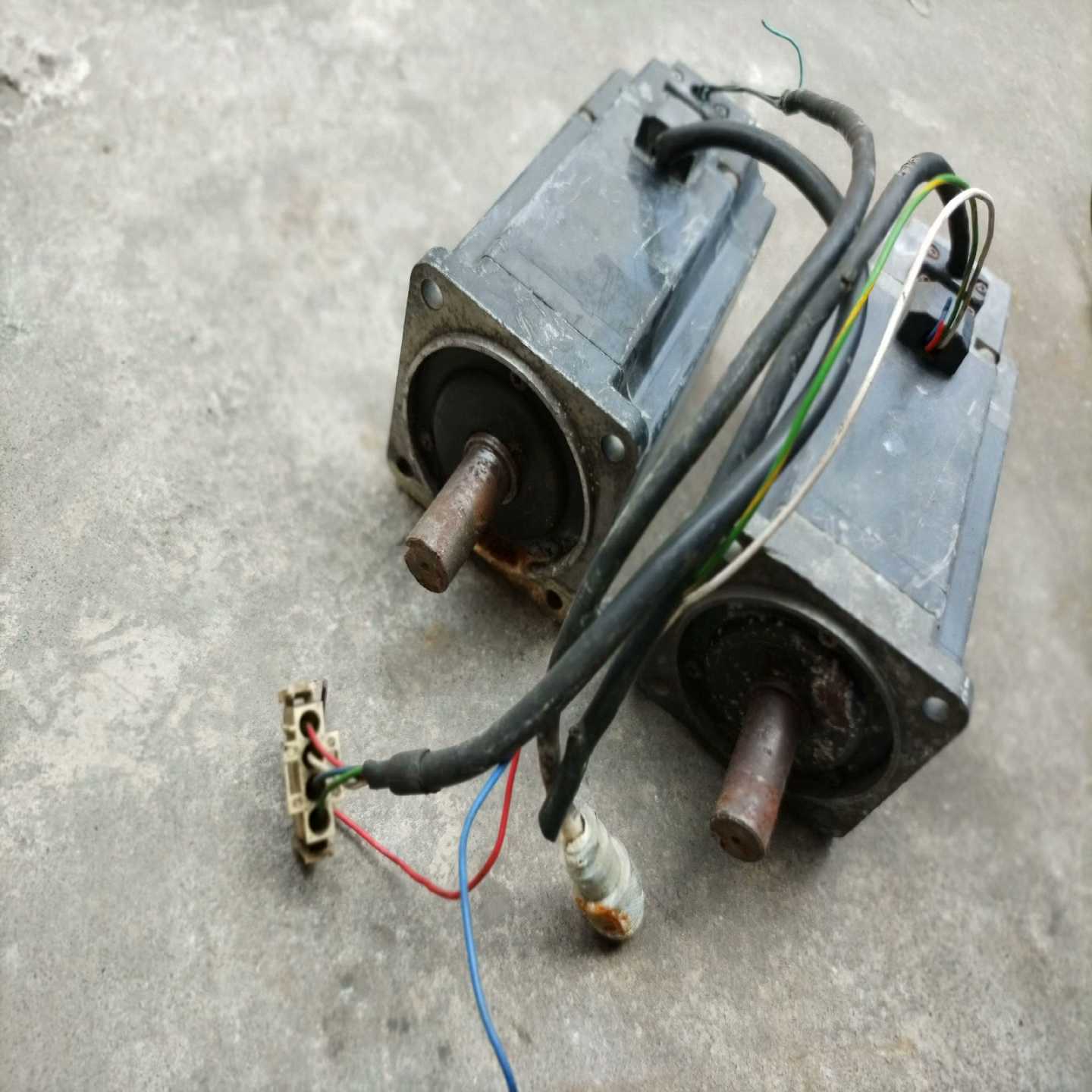 询价安川服处理做拆编码器