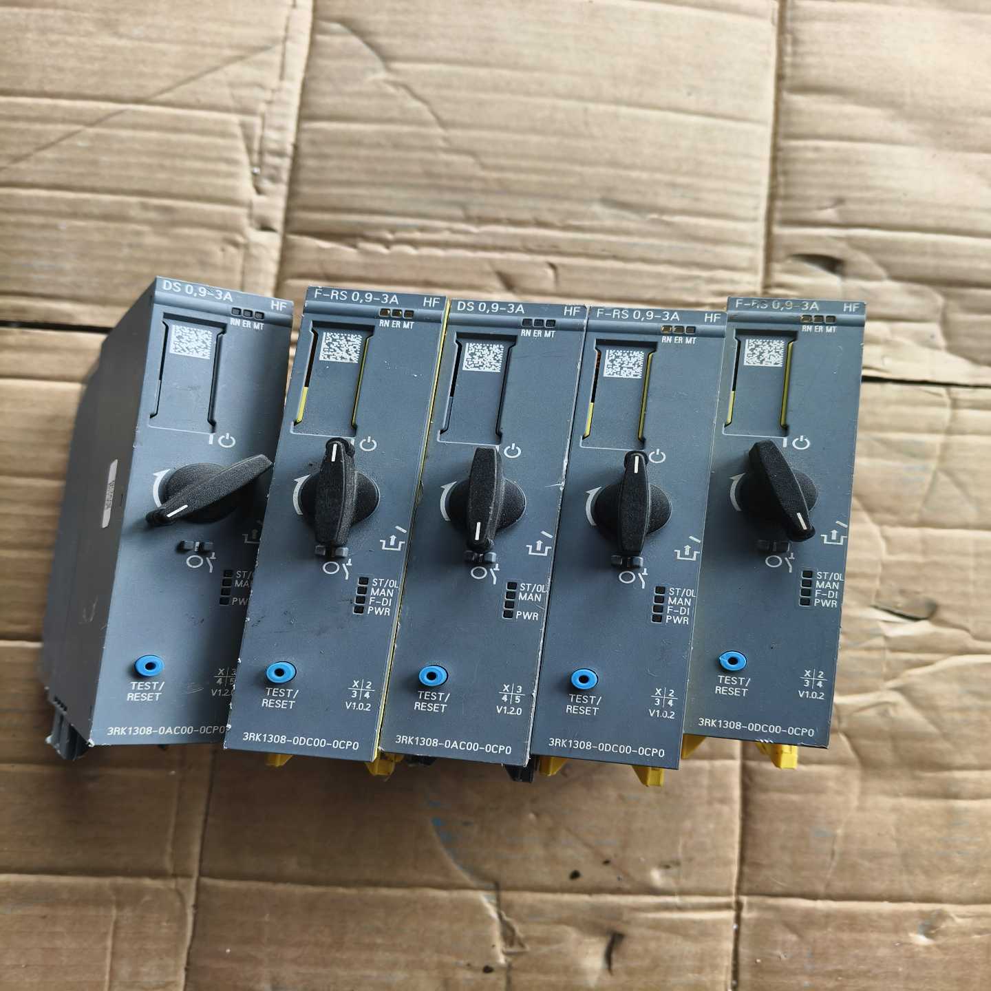 咨询-3RK1308-0DC00-0CP0，功能，图片上实验物