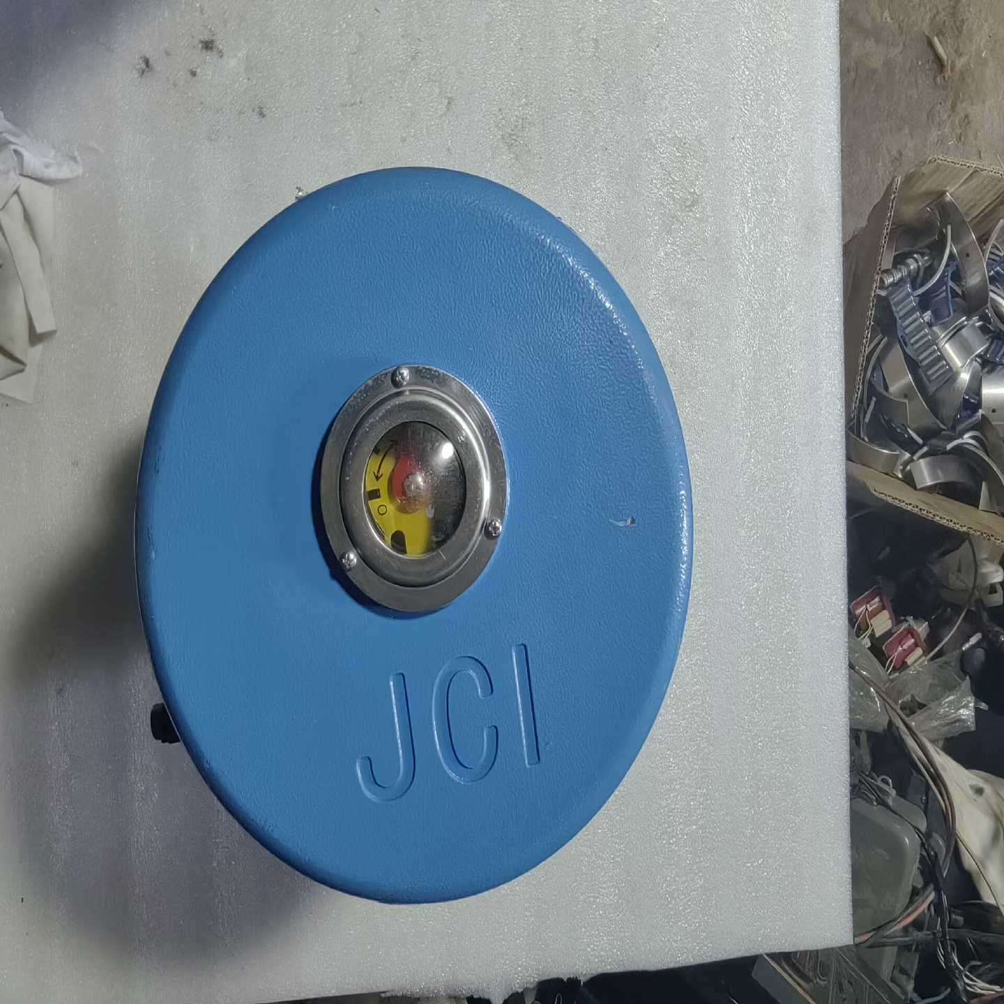 江森VA304CDC-C电动执行器一只，没有使用过有点掉漆如-议价