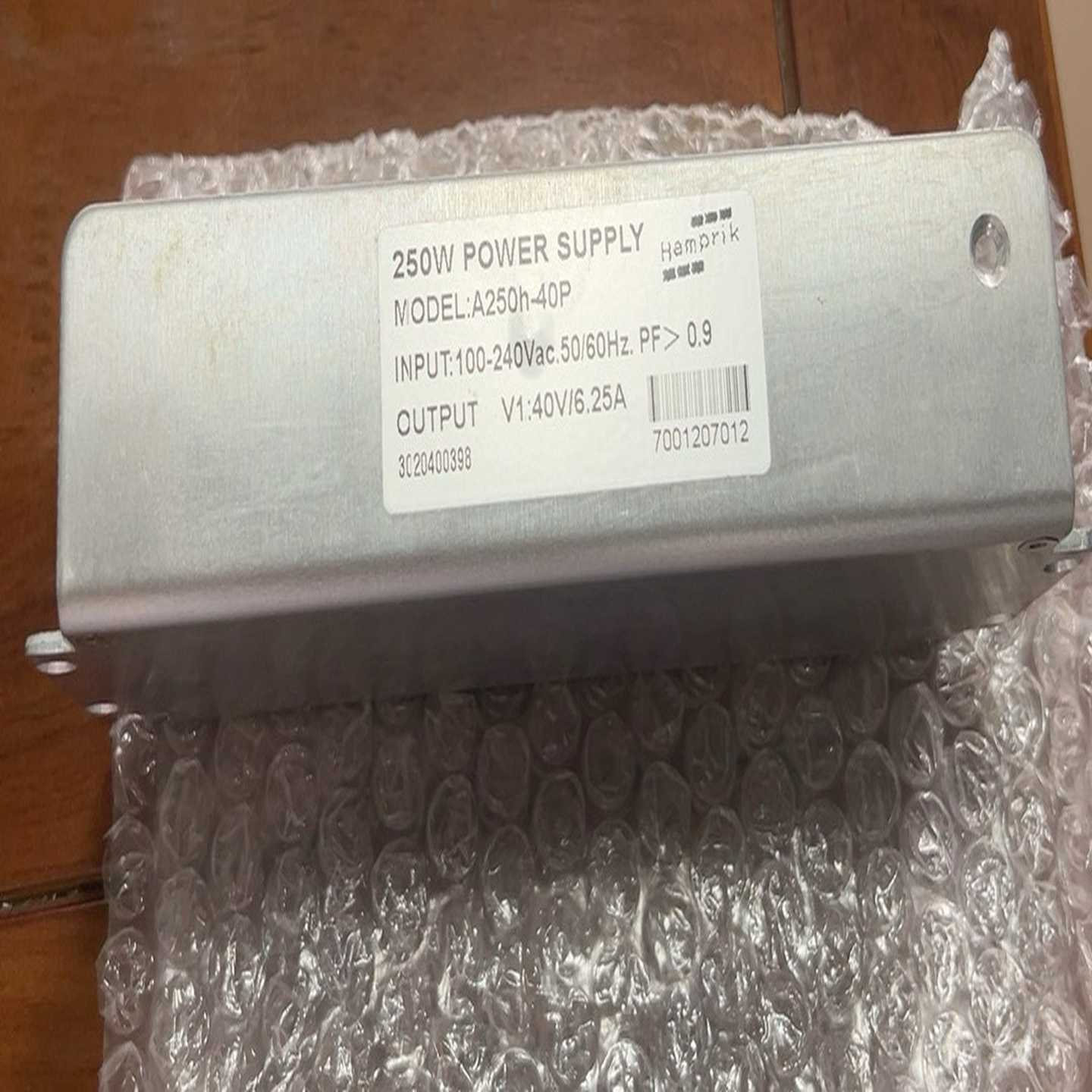 全新POWERSUPPLY250W开关电源，输入100--议价