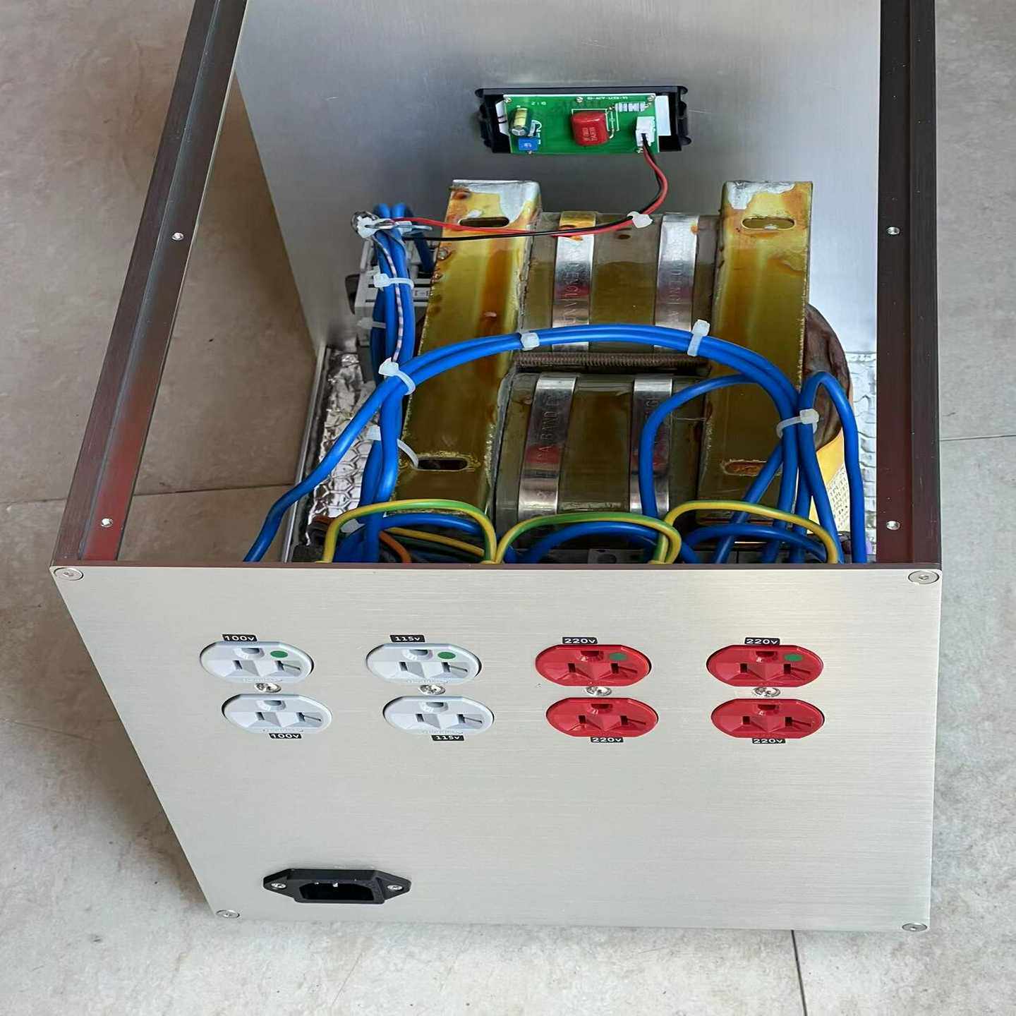 英国进口220V转220V100V2455隔离变压器牛--议价商品