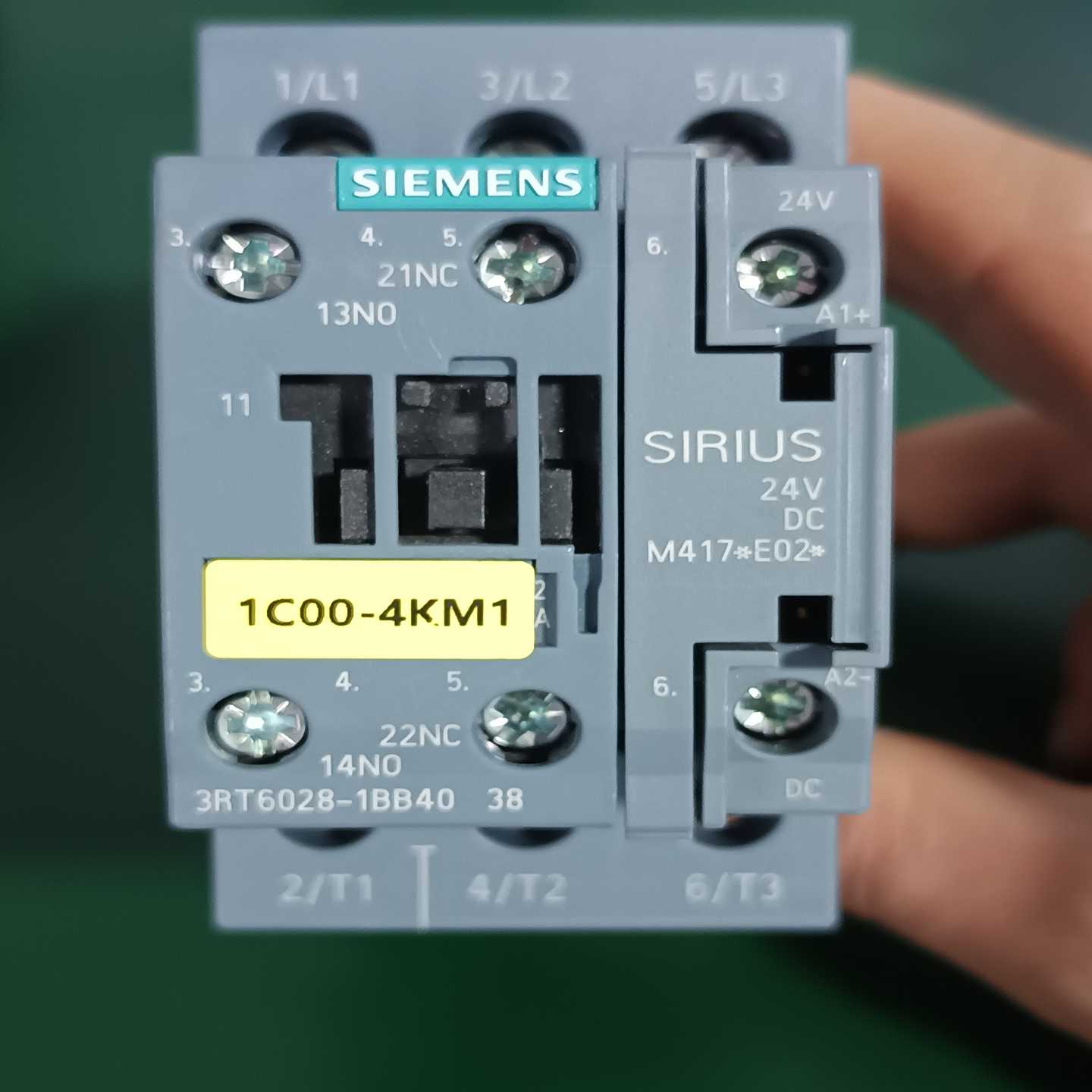 西门子接触器，型号:3RT6028-1BB40-议价