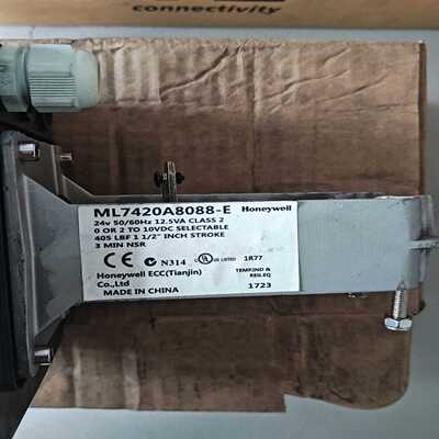 全新HoneywellML7420A8088-E执行器 全新表面有灰尘--议价商品