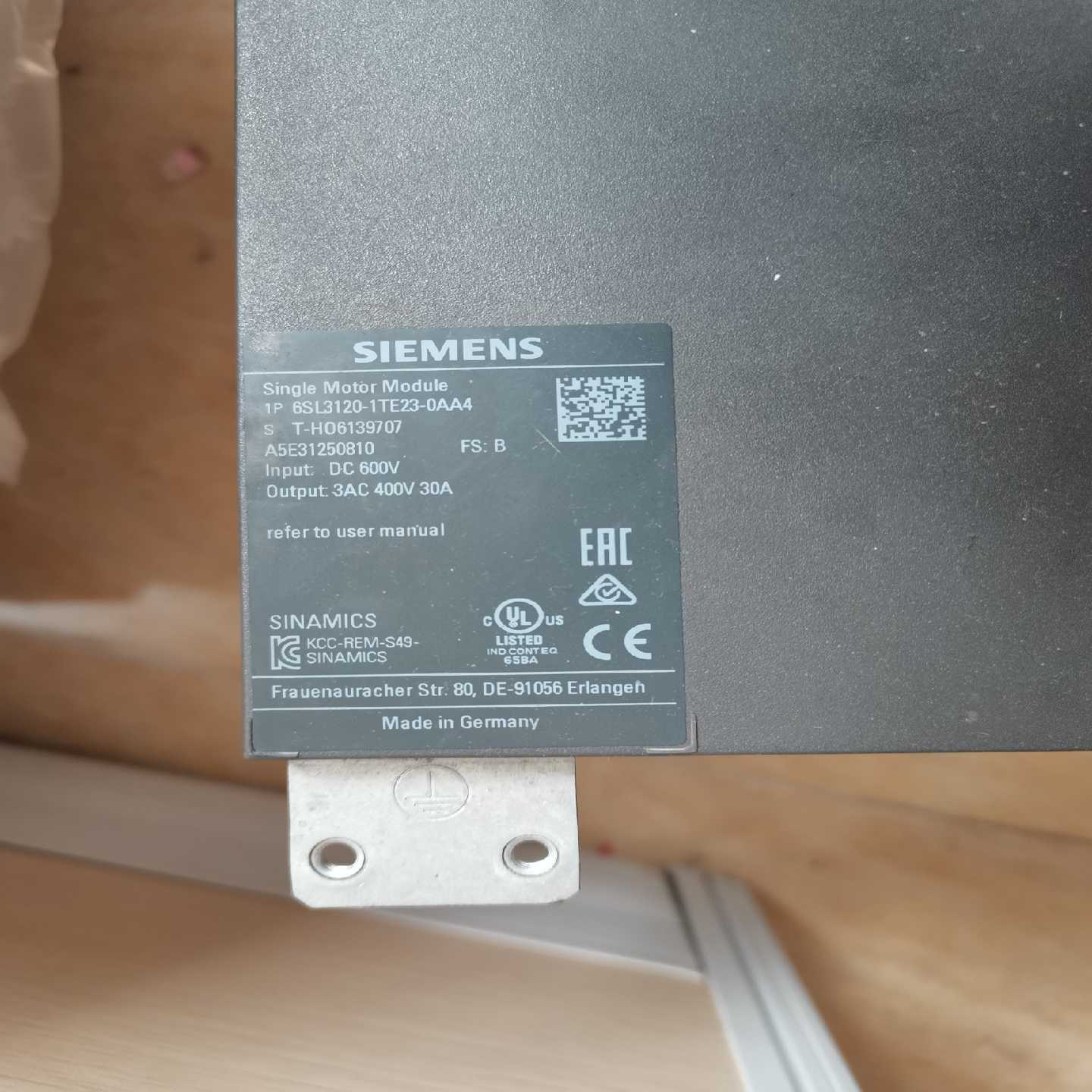 6SL3120-1TE23-0AA4，99新有包装，功询价