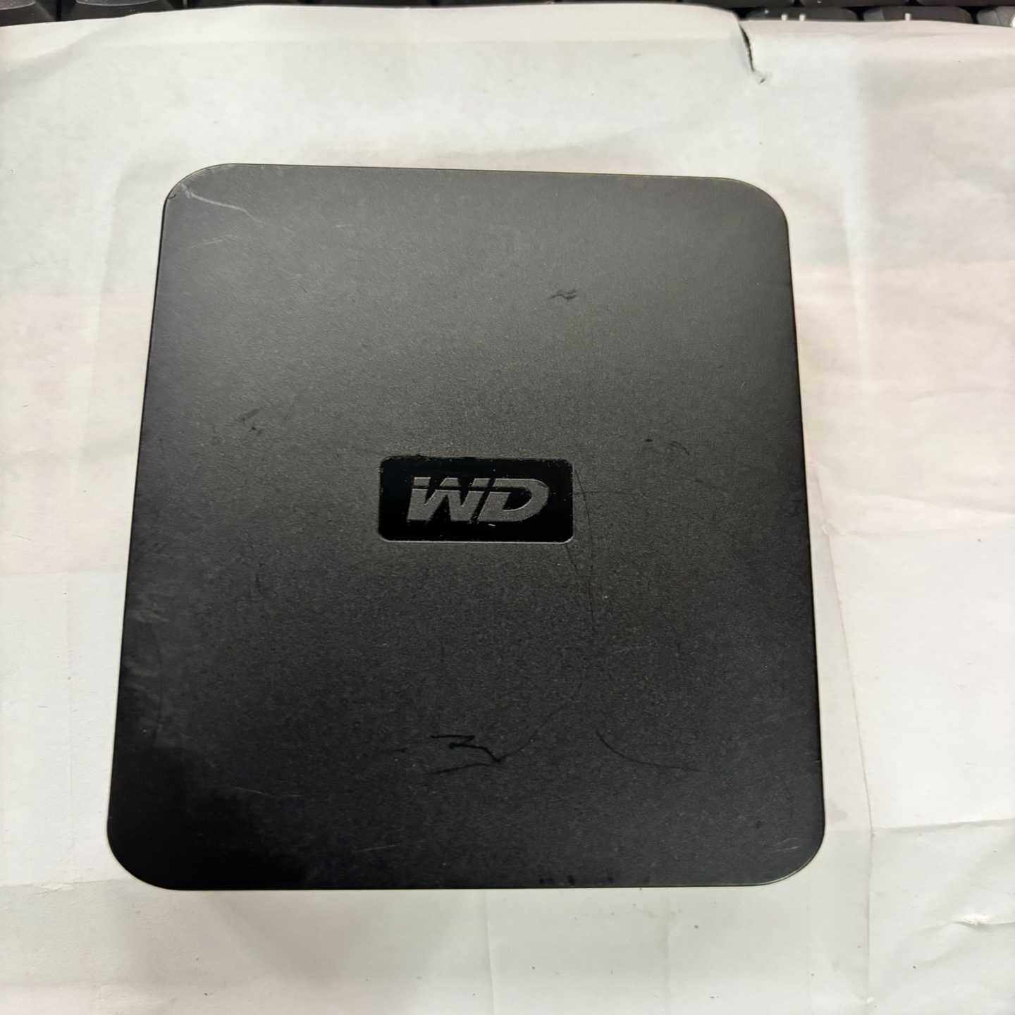 西数WD移动硬盘，型号WDBABV5000ABK，500G容--议价商品