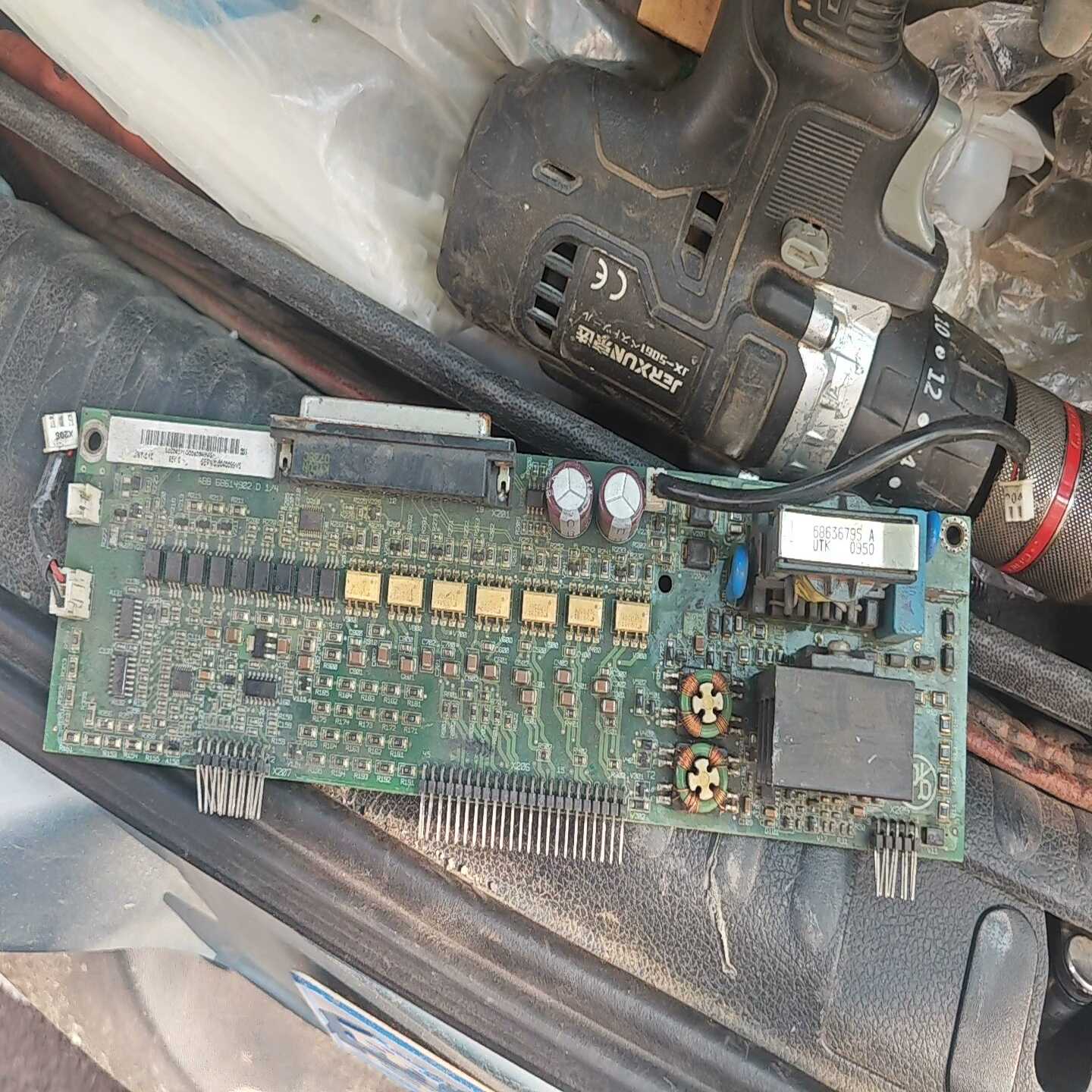 拆机ABB变频器主板JINT-C1CABB6861490--议价商品