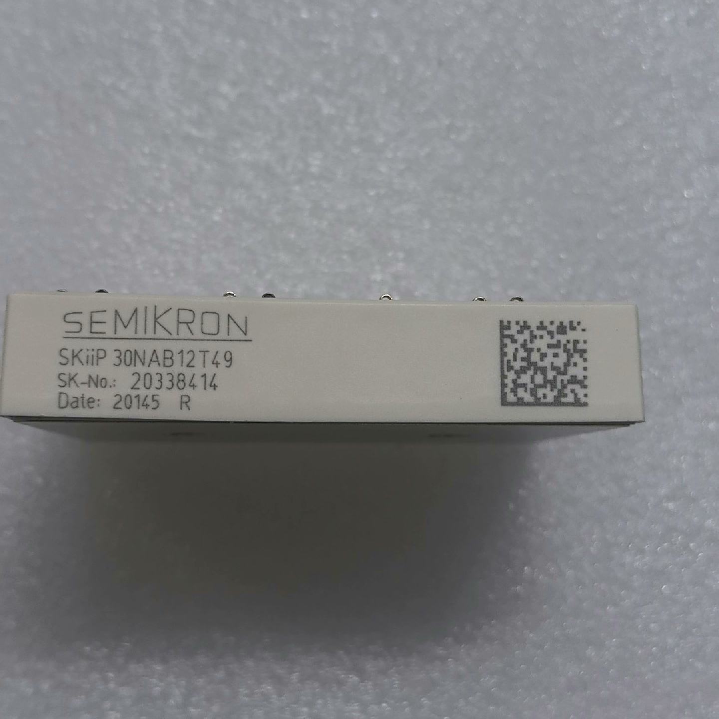 溢价-SKIIP30NAB12T49.  SKIIP31NAB12 - 实物图