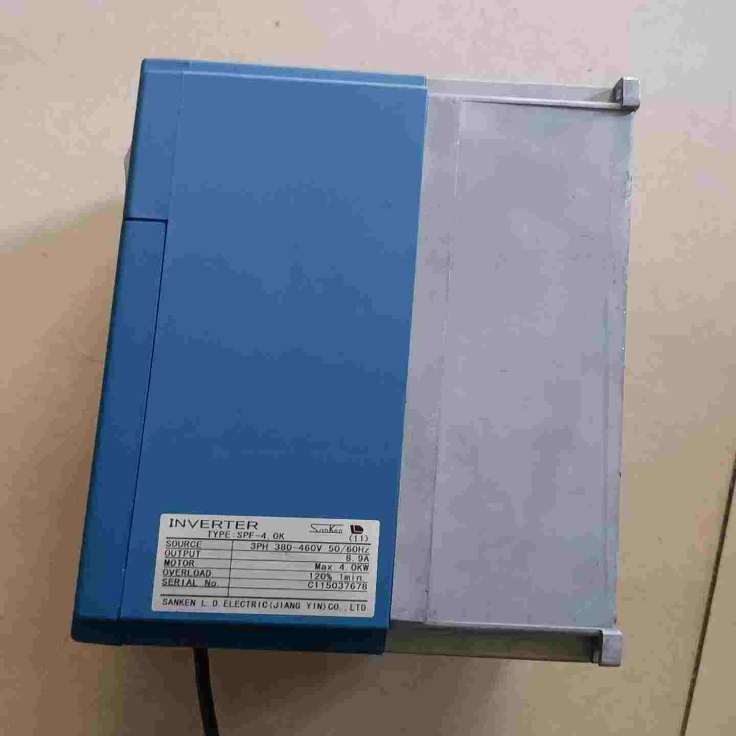 咨询-三肯变频器spf4.0k，成色如图，功能正常，，库