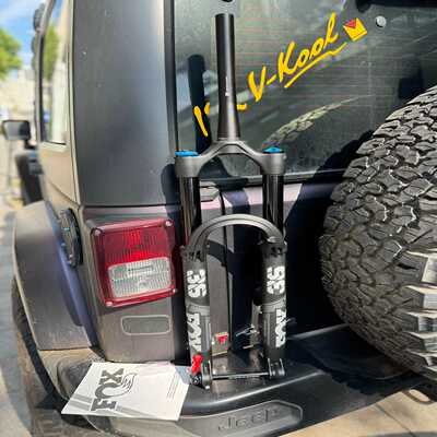 fox36grip2阻尼黑管气压山地车前叉15029--议价商品