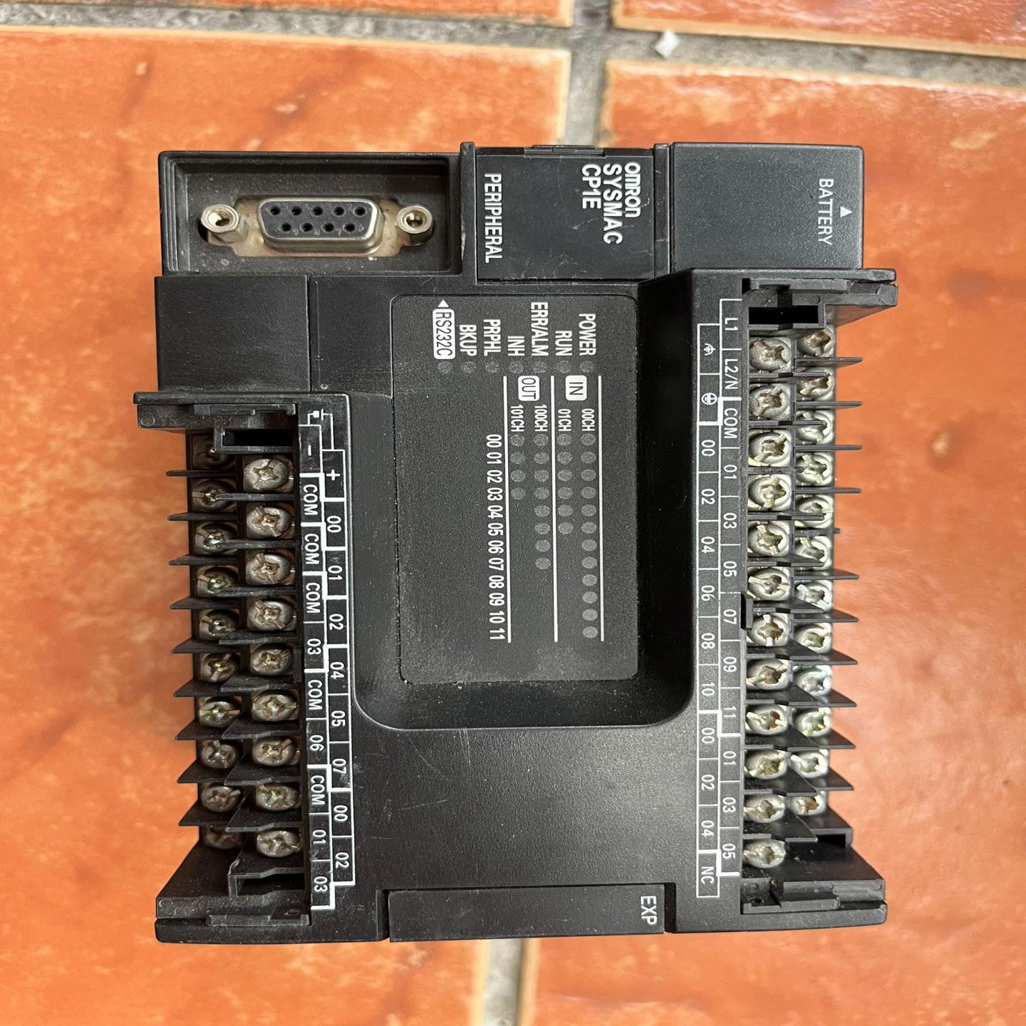 plc cp1e-n30sdr-a，，有一个隔（佳毅工控）