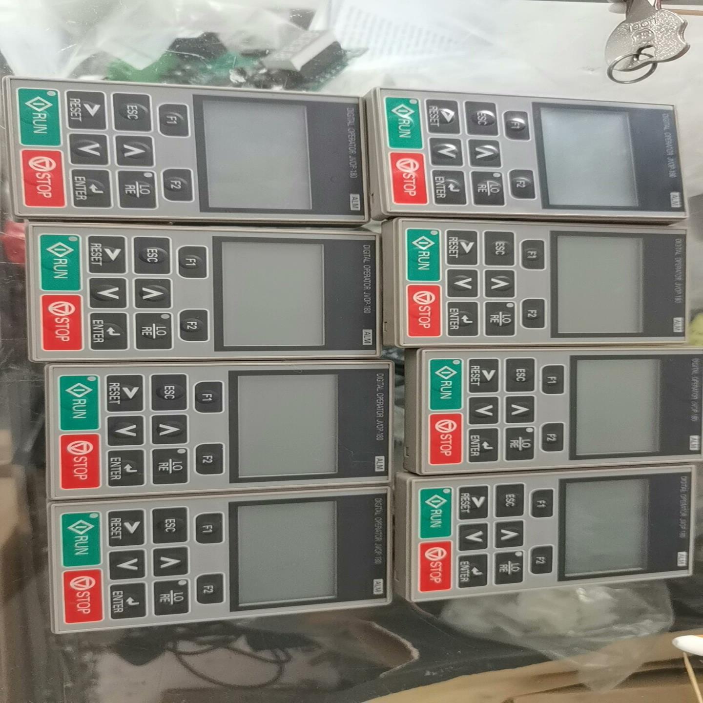 安川变频器面板安川H1000液晶屏JVOP-180实物询价