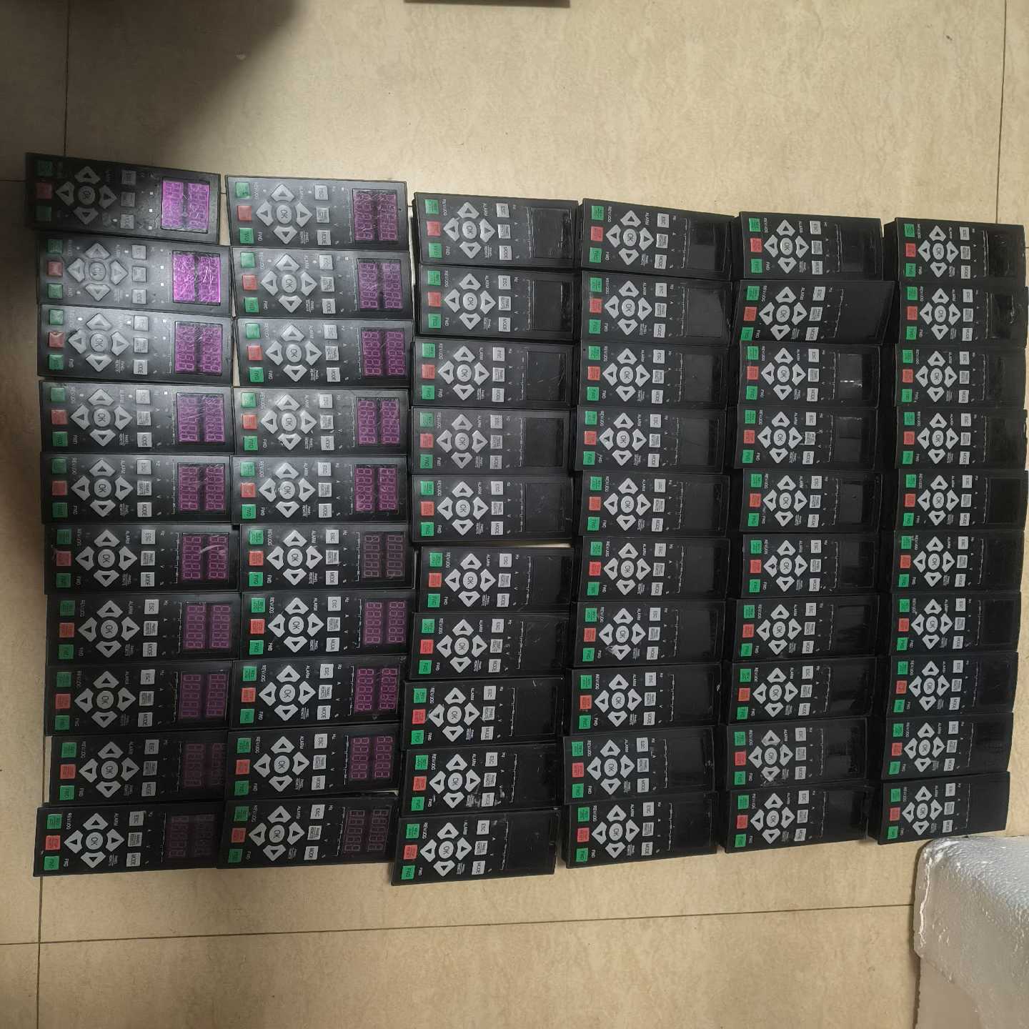 咨询-变频器面板，的四方DPNL350EM面板，！全部