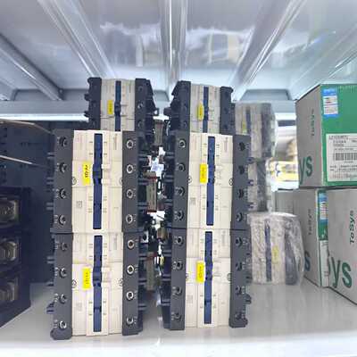 LC1D80004施耐德四极接触器220VAC，4P，1-议价