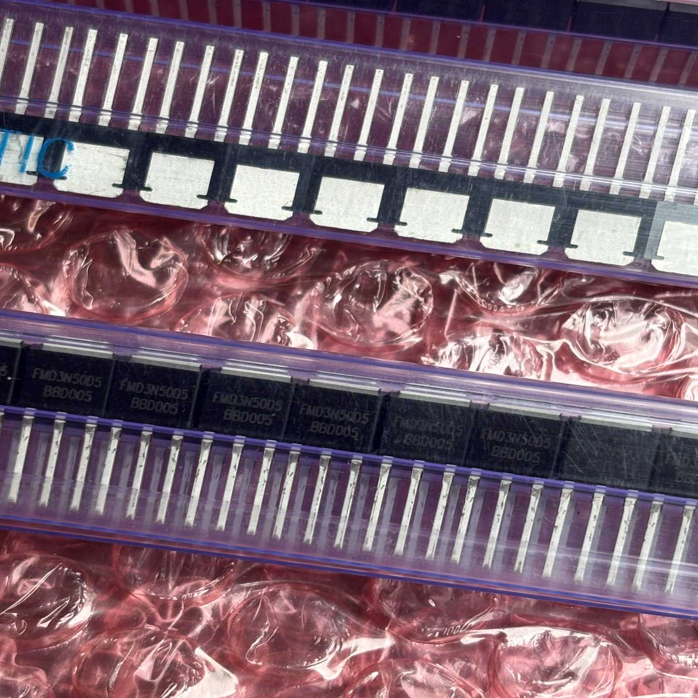 议价三极管场效应管FMD3N50D5数量8500个