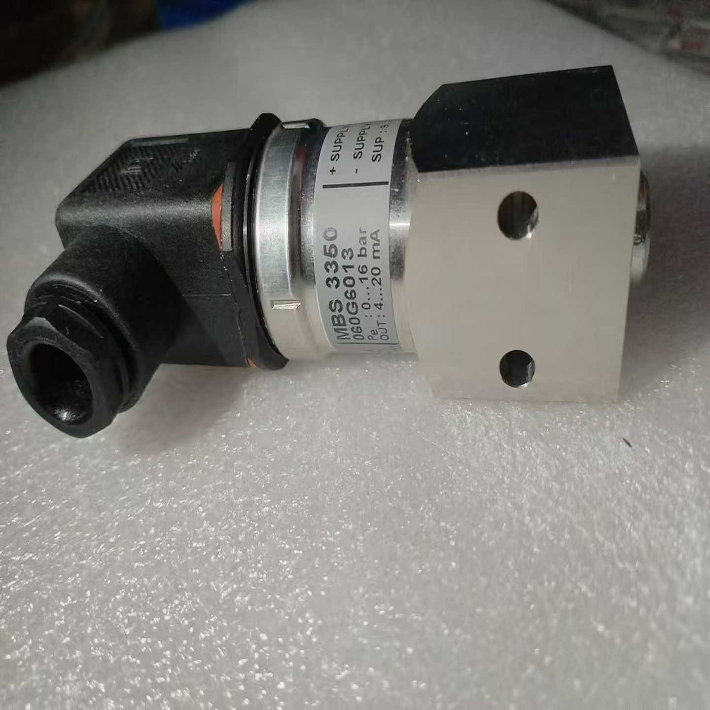 【请询价】丹佛斯压力传感器060G6013全新原厂现货带包装可议价