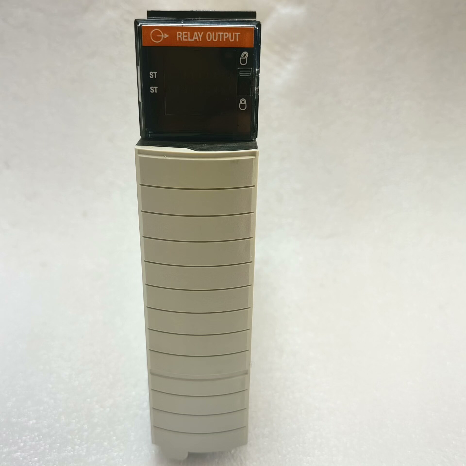 全新无包装1756-OB16IA，ASAC012CE4--议价商品