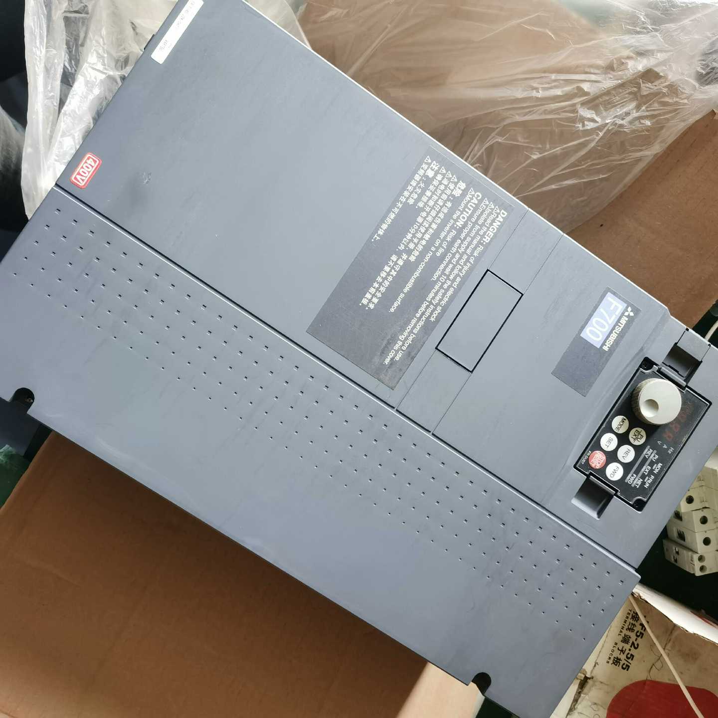 #变频器三相380v全新三菱变频器FR-F740-22K-C--议价商品